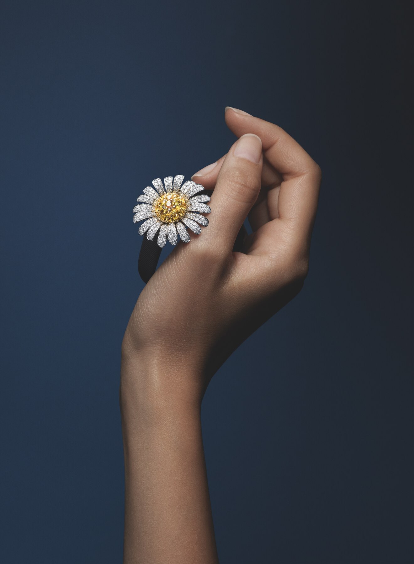 High Jewelry watches collection, watch and ring, white gold and diamonds, hand pointing upwards, Van Cleef & Arpels