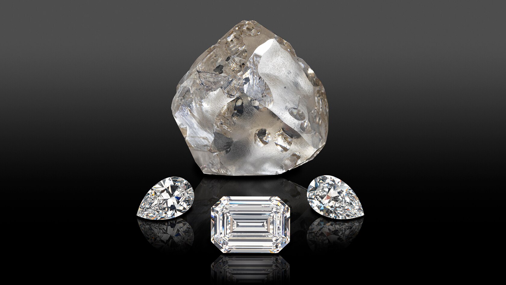 Jewelry work, setting of the cushion-cut DIF type 2A diamond of 15.02 carats, Lucrezia ring, Van Cleef & Arpels