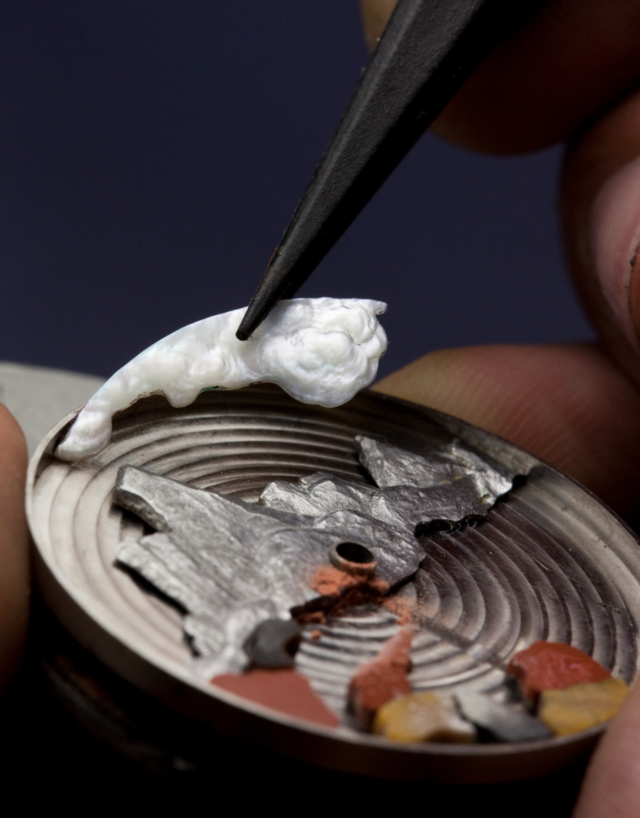 Mother-of-pearl marquetry, Charms Extraordinaire Amour watch, Extraordinary Dials collection, Van Cleef & Arpels